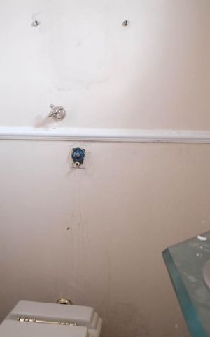 Casa à venda com 400m², 3 quartos e 5 vagasBanheiro 2