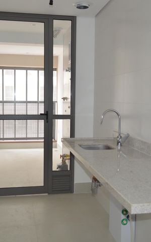Apartamento à venda com 141m², 3 quartos e 2 vagasCozinha