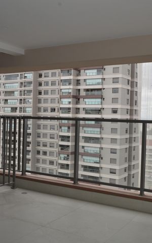 Apartamento à venda com 141m², 3 quartos e 2 vagasVaranda