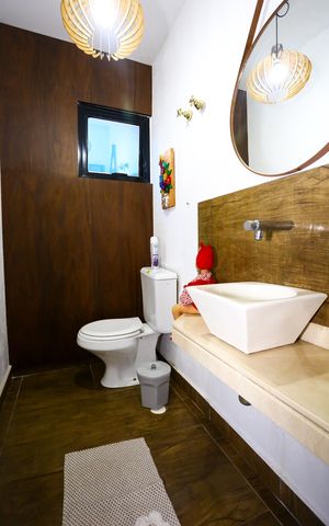 Casa de condomínio à venda com 293m², 3 quartos e 5 vagas Casa de condomínio à venda com 293m², 3 quartos e 5 vagasLavabo