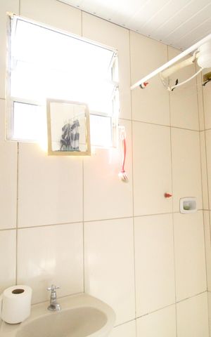 Casa para alugar com 80m², 2 quartos e sem vagaBanheiro da suíte 2