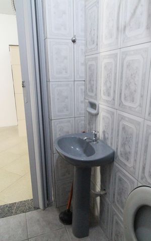 Casa para alugar com 80m², 2 quartos e sem vagaBanheiro da suíte 1