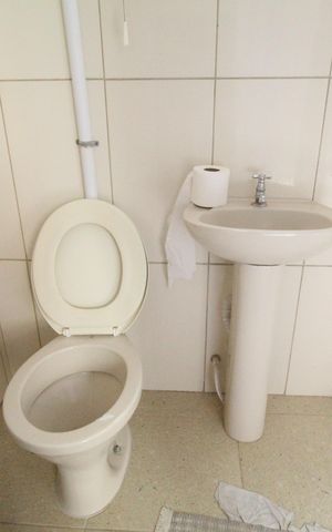 Casa para alugar com 80m², 2 quartos e sem vagaBanheiro da suíte 2