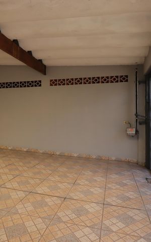 Casa à venda com 147m², 3 quartos e 2 vagasGaragem