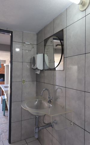 Casa à venda com 147m², 3 quartos e 2 vagasBanheiro de Serviço