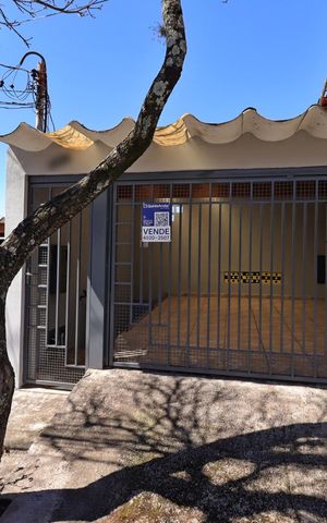 Casa à venda com 147m², 3 quartos e 2 vagasFachada com a Plaquinha MTXM-504