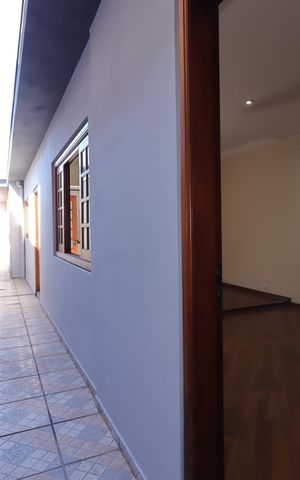 Casa à venda com 147m², 3 quartos e 2 vagasCorredor