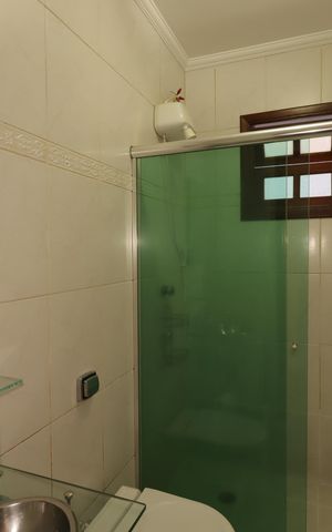 Casa à venda com 147m², 3 quartos e 2 vagasBanheiro Social
