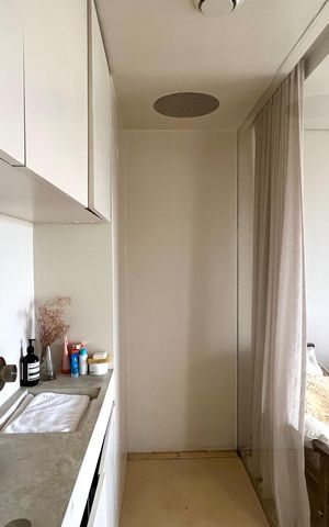 Apartamento à venda com 66m², 1 quarto e 2 vagasBanheiro da Suíte