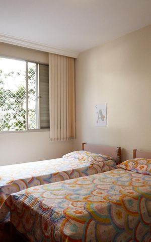 Apartamento à venda com 247m², 4 quartos e 2 vagas Apartamento à venda com 247m², 4 quartos e 2 vagasQuarto 2
