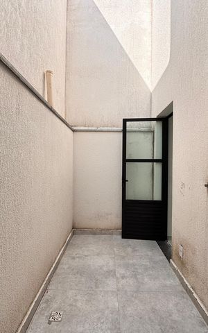 Casa à venda com 206m², 3 quartos e 2 vagas Casa à venda com 206m², 3 quartos e 2 vagasÁrea privativa