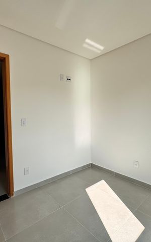 Casa à venda com 206m², 3 quartos e 2 vagas Casa à venda com 206m², 3 quartos e 2 vagasSuite