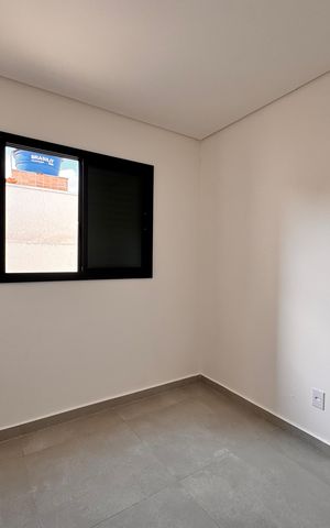 Casa à venda com 206m², 3 quartos e 2 vagas Casa à venda com 206m², 3 quartos e 2 vagasQuarto 2