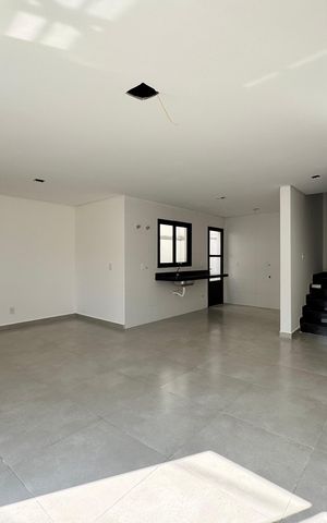 Casa à venda com 206m², 3 quartos e 2 vagas Casa à venda com 206m², 3 quartos e 2 vagasSala