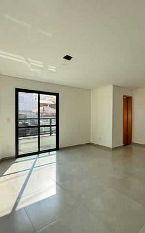 Casa à venda com 206m², 3 quartos e 2 vagas Casa à venda com 206m², 3 quartos e 2 vagasSala