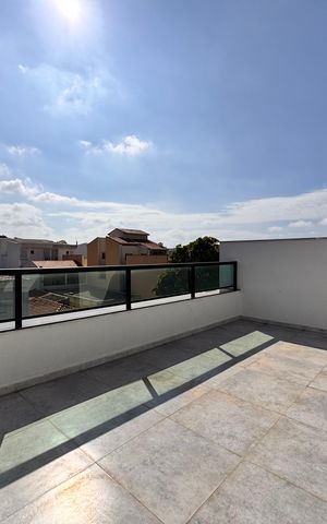 Casa à venda com 206m², 3 quartos e 2 vagas Casa à venda com 206m², 3 quartos e 2 vagasCobertura