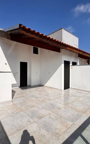 Casa à venda com 206m², 3 quartos e 2 vagas Casa à venda com 206m², 3 quartos e 2 vagasCobertura