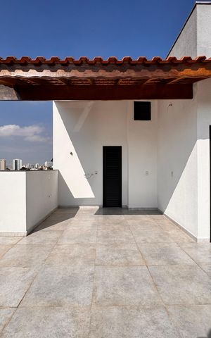 Casa à venda com 206m², 3 quartos e 2 vagas Casa à venda com 206m², 3 quartos e 2 vagasCobertura
