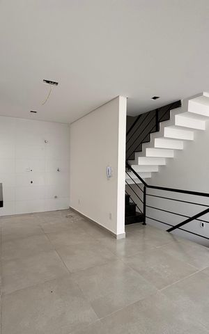 Casa à venda com 206m², 3 quartos e 2 vagas Casa à venda com 206m², 3 quartos e 2 vagasCozinha