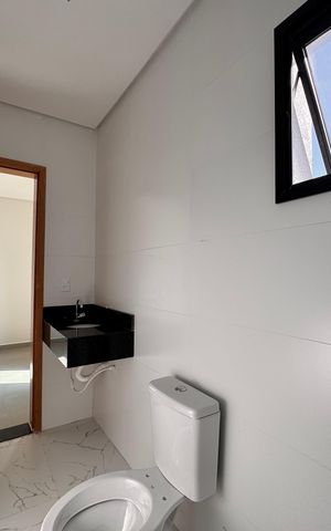 Casa à venda com 206m², 3 quartos e 2 vagas Casa à venda com 206m², 3 quartos e 2 vagasBanheiro da Suíte