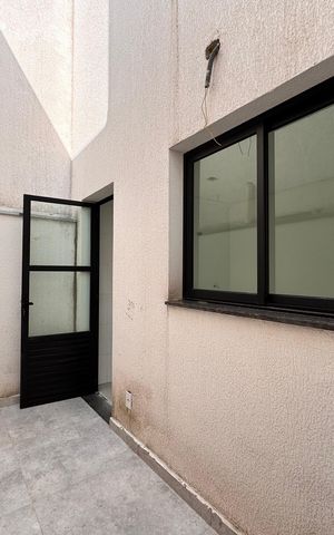Casa à venda com 206m², 3 quartos e 2 vagas Casa à venda com 206m², 3 quartos e 2 vagasÁrea privativa