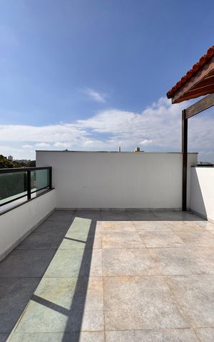 Casa à venda com 206m², 3 quartos e 2 vagas Casa à venda com 206m², 3 quartos e 2 vagasCobertura