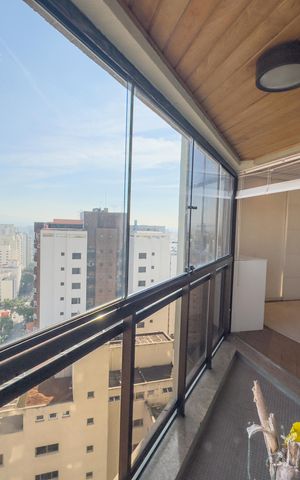 Apartamento à venda com 191m², 4 quartos e 3 vagasSacada