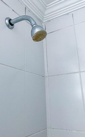 Apartamento à venda com 143m², 3 quartos e 1 vaga Apartamento à venda com 143m², 3 quartos e 1 vagaBanheiro da Suíte