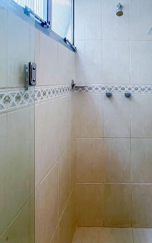 Apartamento à venda com 143m², 3 quartos e 1 vaga Apartamento à venda com 143m², 3 quartos e 1 vagaBanheiro