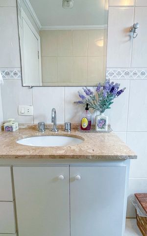 Apartamento à venda com 143m², 3 quartos e 1 vaga Apartamento à venda com 143m², 3 quartos e 1 vagaBanheiro