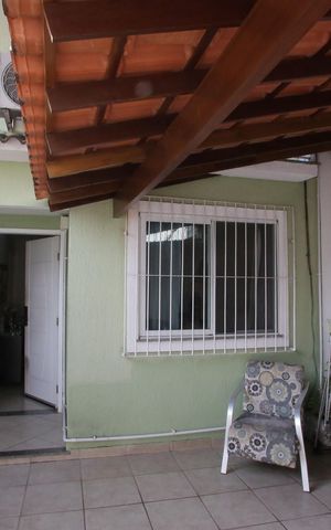 Casa de condomínio à venda com 90m², 2 quartos e 1 vaga Casa de condomínio à venda com 90m², 2 quartos e 1 vagaChurrasqueira