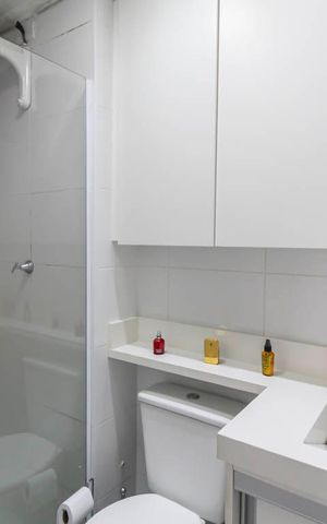 Apartamento à venda com 40m², 2 quartos e 1 vaga Apartamento à venda com 40m², 2 quartos e 1 vagaBanheiro