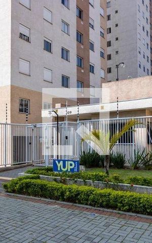 Apartamento à venda com 40m², 2 quartos e 1 vaga Apartamento à venda com 40m², 2 quartos e 1 vagaFachada e portaria