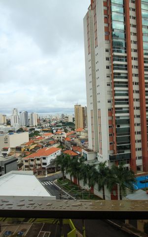 Apartamento à venda com 124m², 3 quartos e 2 vagas Apartamento à venda com 124m², 3 quartos e 2 vagasVaranda da Sala