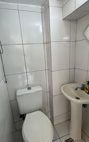 Casa à venda com 480m², 4 quartos e 4 vagasBanheiro 3