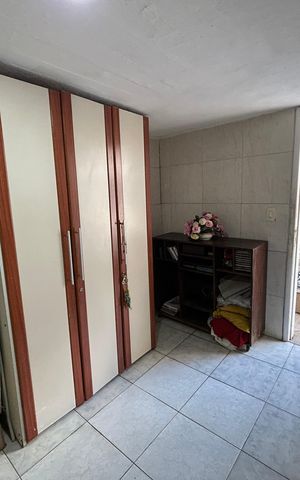 Casa à venda com 480m², 4 quartos e 4 vagasQuarto de Serviço