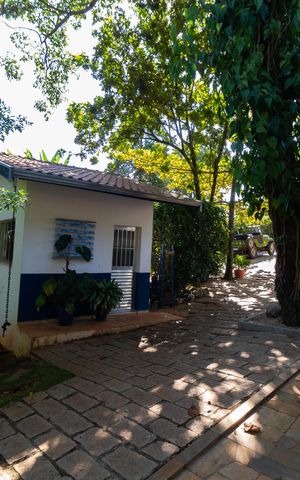Casa à venda com 5000m², 4 quartos e 10 vagas Casa à venda com 5000m², 4 quartos e 10 vagasÁrea comum