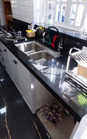 Casa à venda com 5000m², 4 quartos e 10 vagas Casa à venda com 5000m², 4 quartos e 10 vagasCozinha