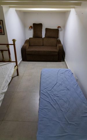 Casa à venda com 5000m², 4 quartos e 10 vagas Casa à venda com 5000m², 4 quartos e 10 vagasQuarto 2