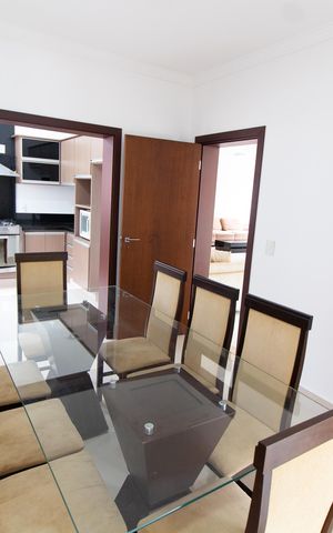 Casa de condomínio para alugar com 350m², 4 quartos e 2 vagas Casa de condomínio para alugar com 350m², 4 quartos e 2 vagasSala de Jantar