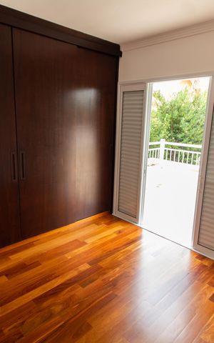 Casa de condomínio para alugar com 350m², 4 quartos e 2 vagas Casa de condomínio para alugar com 350m², 4 quartos e 2 vagasQuarto