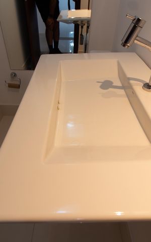 Casa de condomínio para alugar com 350m², 4 quartos e 2 vagas Casa de condomínio para alugar com 350m², 4 quartos e 2 vagasLavabo