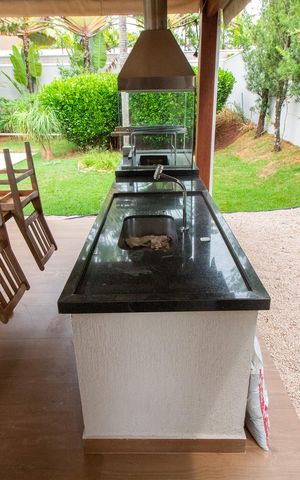 Casa de condomínio para alugar com 350m², 4 quartos e 2 vagas Casa de condomínio para alugar com 350m², 4 quartos e 2 vagasÁrea Externa
