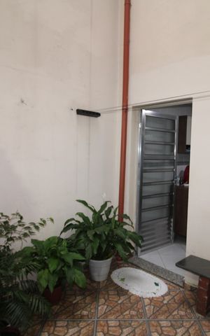 Casa à venda com 165m², 3 quartos e 1 vagaÁrea de Serviço