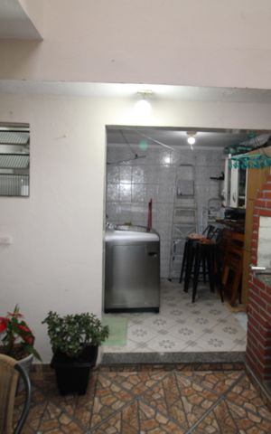 Casa à venda com 165m², 3 quartos e 1 vagaÁrea de Serviço