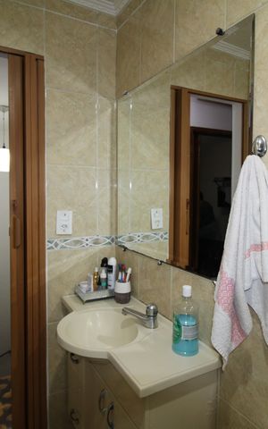 Casa à venda com 165m², 3 quartos e 1 vagaBanheiro da Suíte