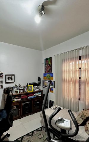 Casa à venda com 247m², 3 quartos e 2 vagas Casa à venda com 247m², 3 quartos e 2 vagasQuarto 3