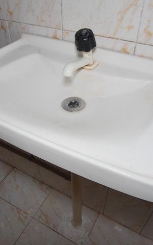 Casa à venda com 140m², 3 quartos e 4 vagasBanheiro Corredor