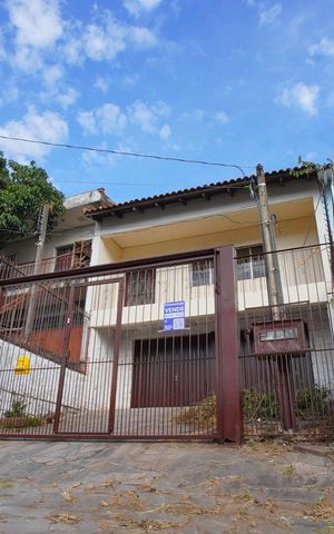 Casa à venda com 140m², 3 quartos e 4 vagasFachada
