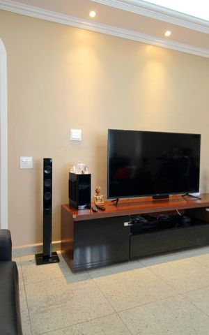 Apartamento à venda com 130m², 4 quartos e 2 vagasSala